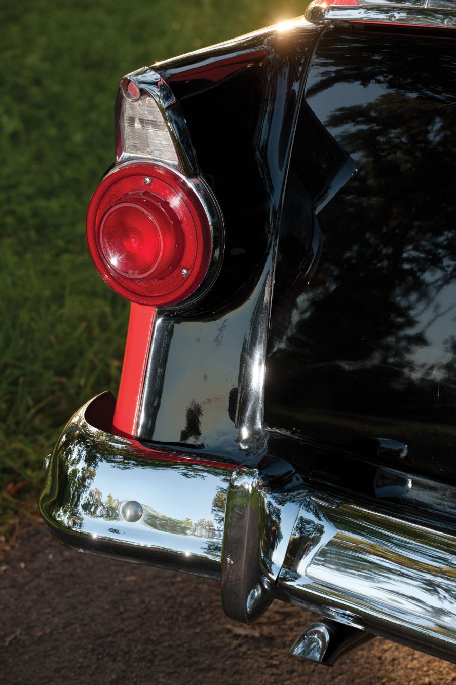  Ford Country Sedan Station Wagon 1956 года  (фото 11 из 25)